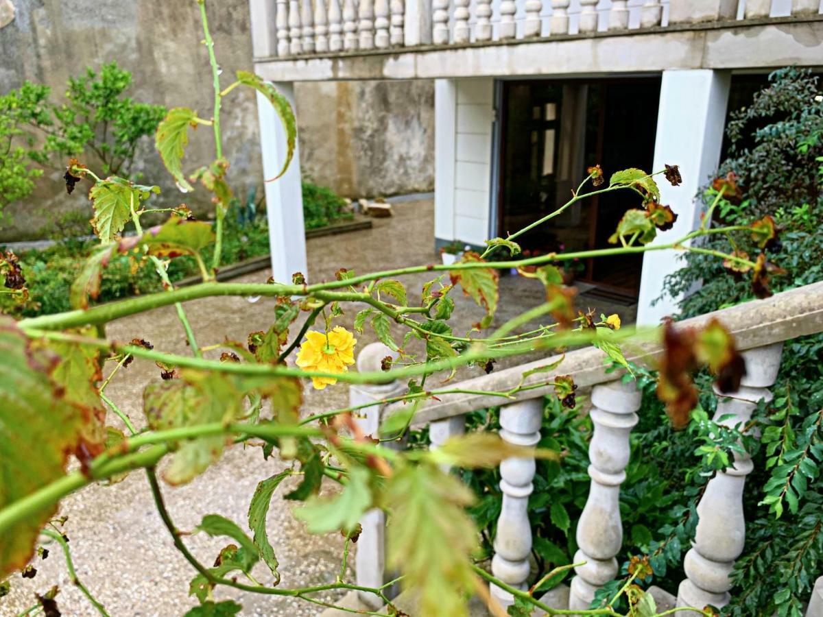 Old City Hotel คูทายสิ ภายนอก รูปภาพ